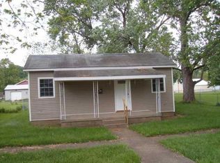 512 Walnut St, Vevay, IN 47043