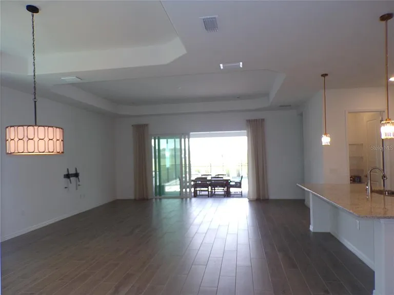 15255 River Birch Ct — Photo 2