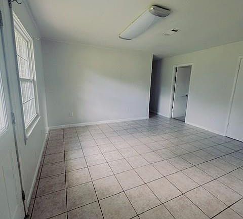 5th image of 3916 Gingerbread Rd