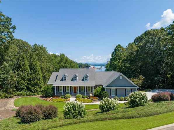 Keowee Key Salem Sc Real Estate 17 Homes For Sale Zillow