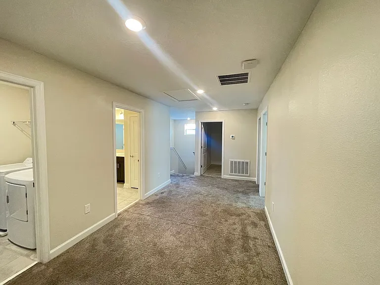 10881 Longleaf Woods Dr — Photo 12