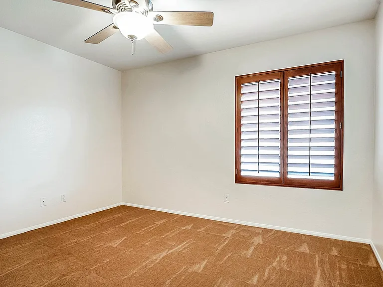 32440 Angelo Dr — Photo 27