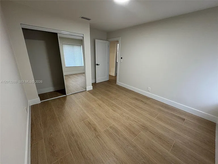 9234 Southampton Pl — Photo 17