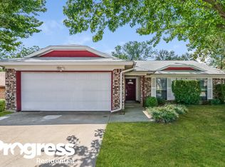 6516 Highview Ter, Watauga, TX 76148