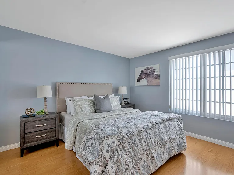 9131 Warfield Dr — Photo 44