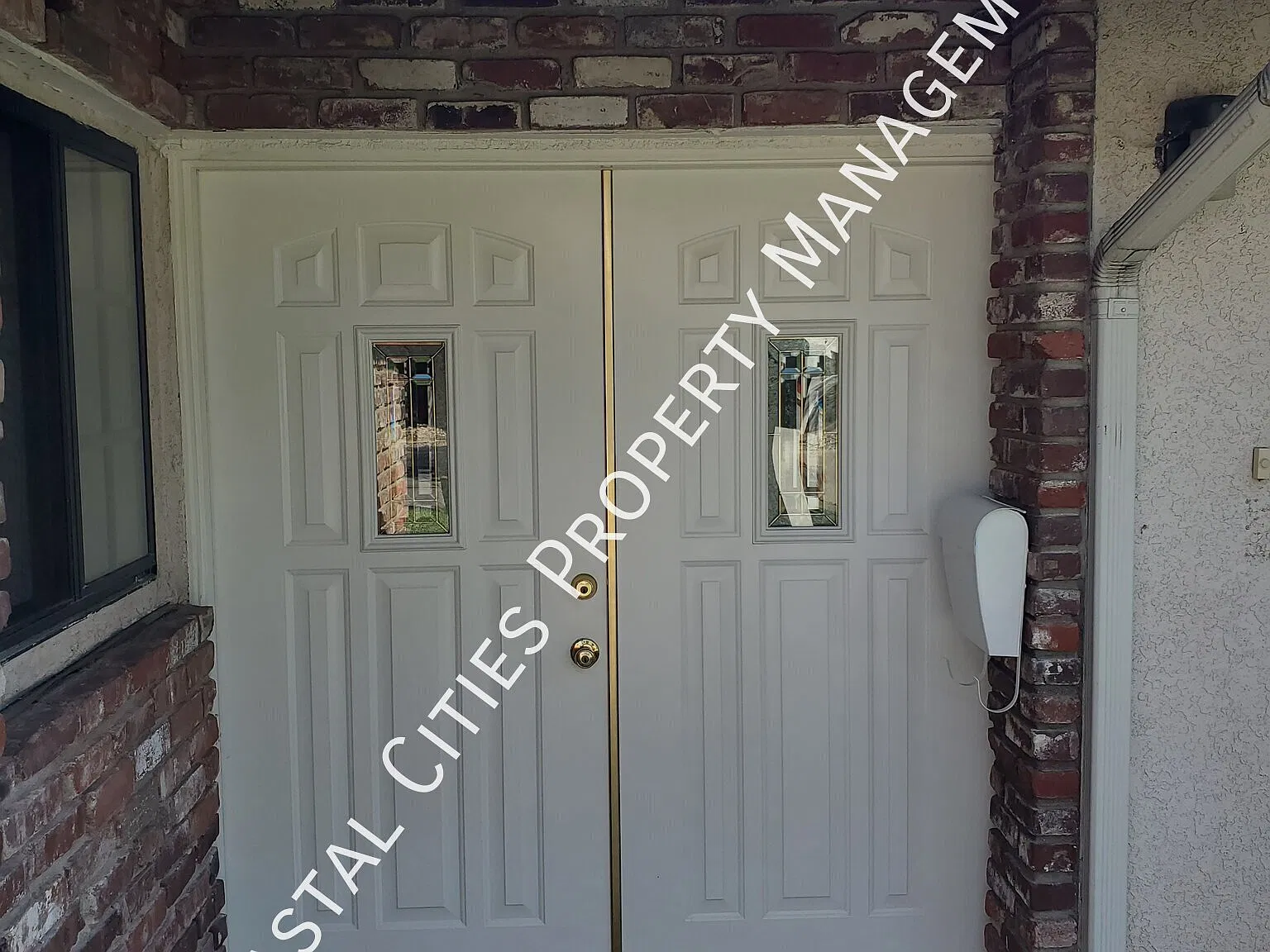 3 bed, 1578 sqft, $3,600 — Photo 2