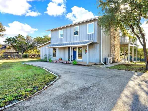 138 Broken Spur Cir, Bandera, TX 78003