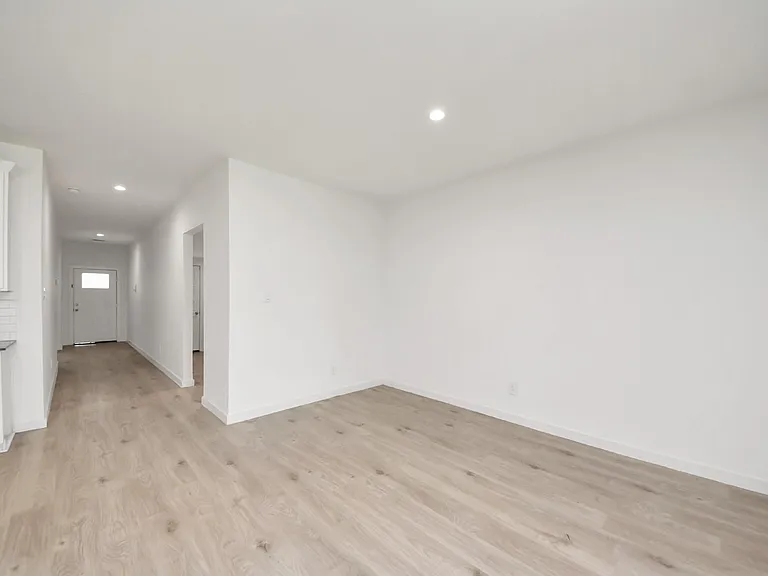 1618 Westway Dr — Photo 17