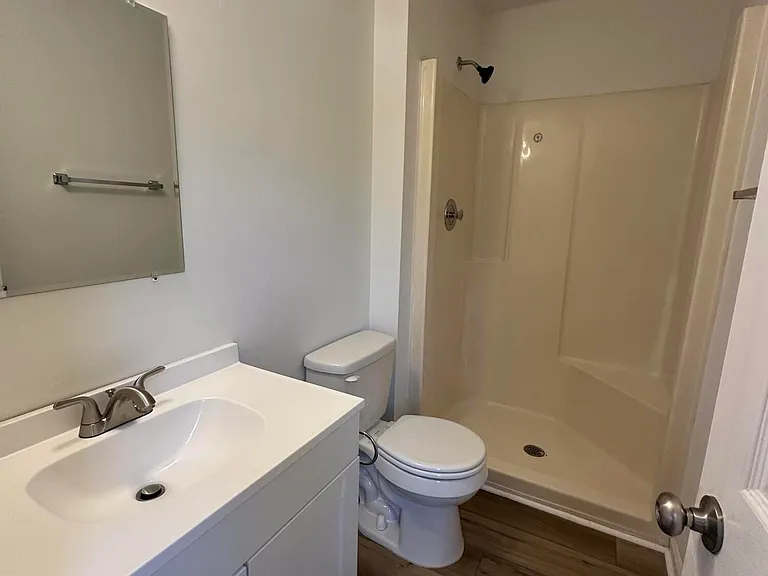 581 Parkway Blvd — Photo 8
