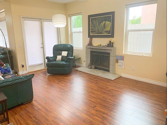 2nd image of 15771 Pear St