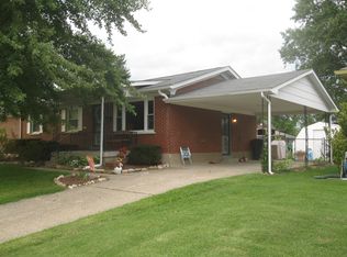 2511 McGee Dr, Louisville, KY 40216