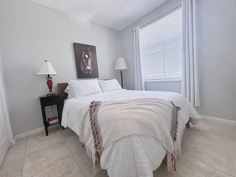 2080 Greenview Shores Blvd #419 — Photo 5