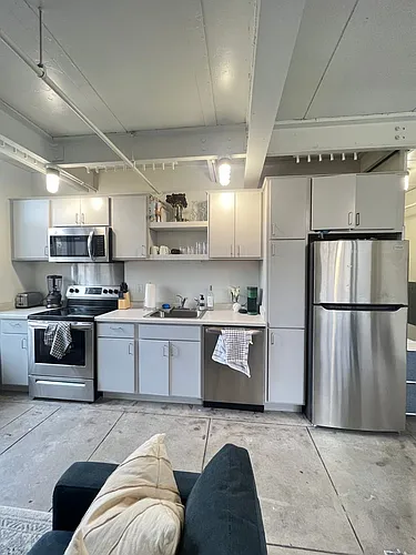 Floor plan 208