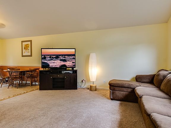 4th image of 1370 Majestic Rock Dr