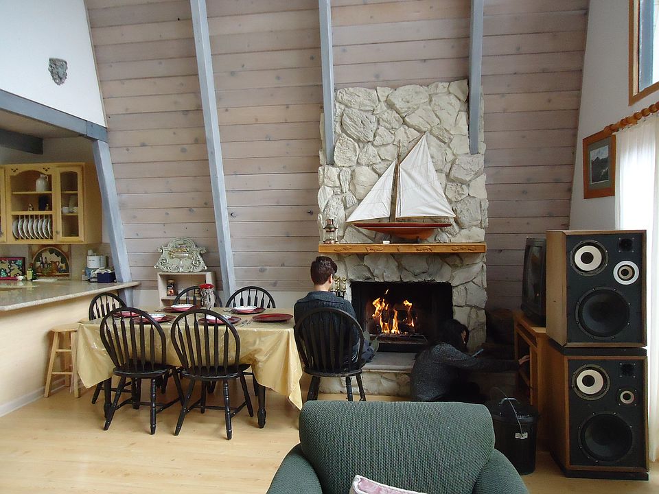 Dining Room Area