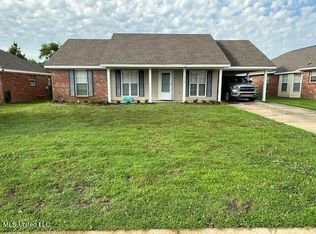 122 Cedar Spring Cir, Pearl, MS 39208
