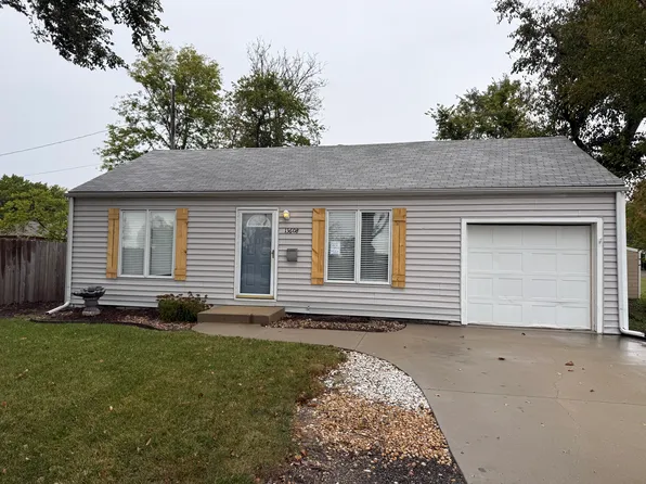 13608 Santa Fe Trail Dr, Lenexa, KS 66215