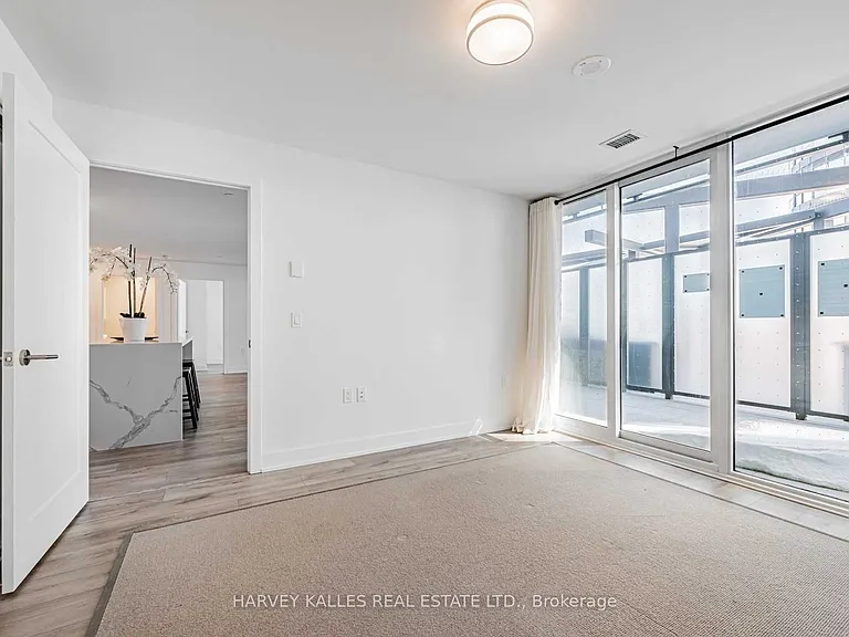 575 Bloor St E #505 — Photo 13