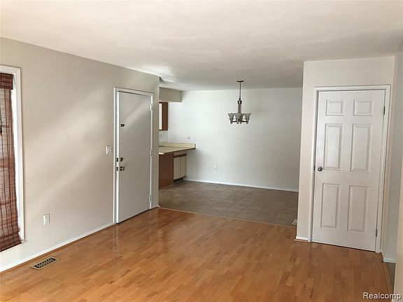 2nd image of 22827 Renford St #379