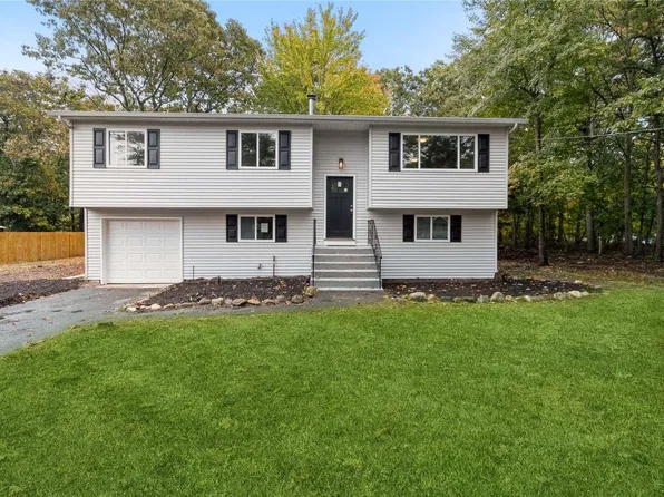 29 Wilson Avenue, Middle Island, NY 11953