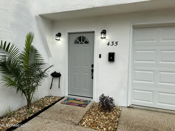 435 San Souci Dr, Gulfport, MS 39507