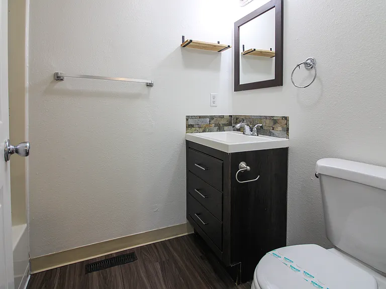 1549 Salishan St SE — Photo 15