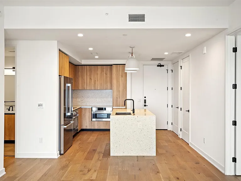 84 East Ave #1803 — Photo 17