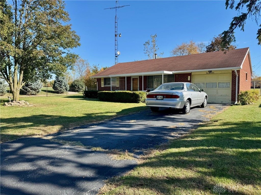 Real estate listing image