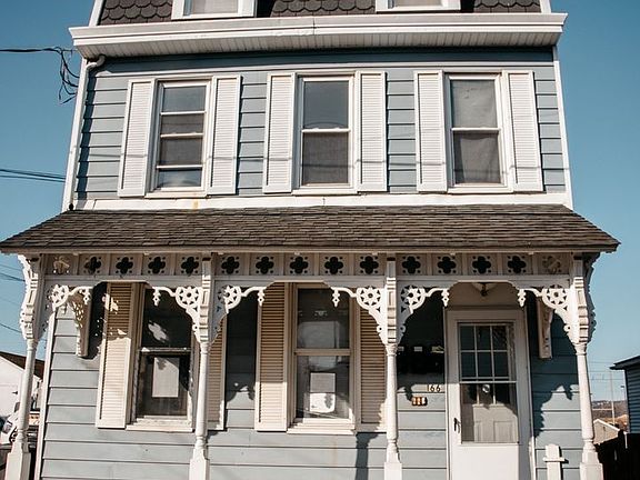 4th image of 166 Nissley St APT 3