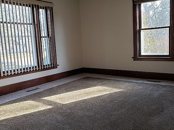 5th image of 1213 N Shiawassee St