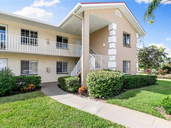 520 Augusta Blvd APT B204, Naples, FL 34113