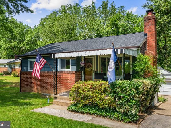 1826 Hylton Ave, Woodbridge, VA 22191