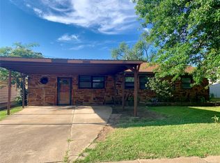311 Larchmont Dr, Bartlesville, OK 74003