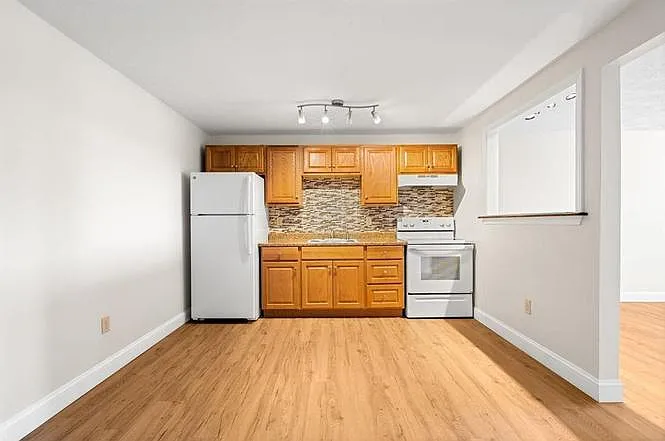 555 Calef Rd #3 — Photo 3