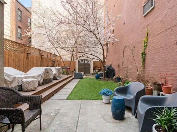 183 De Kalb Avenue image 1 of 14