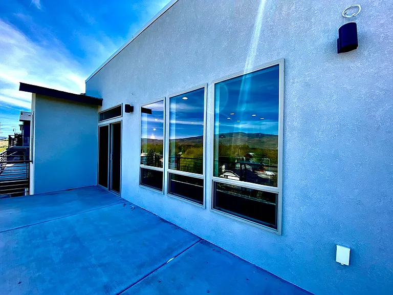 1266 E Echelon Ridge Ln — Photo 28