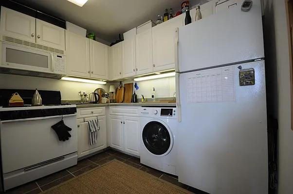 Rented by REAL New York | media 11