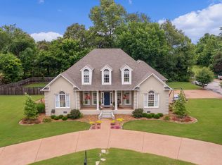 15 Hanover Dr, Jackson, TN 38305