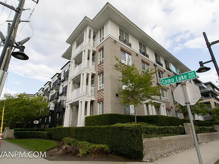 608 Como Lake Ave #316 — Photo 15