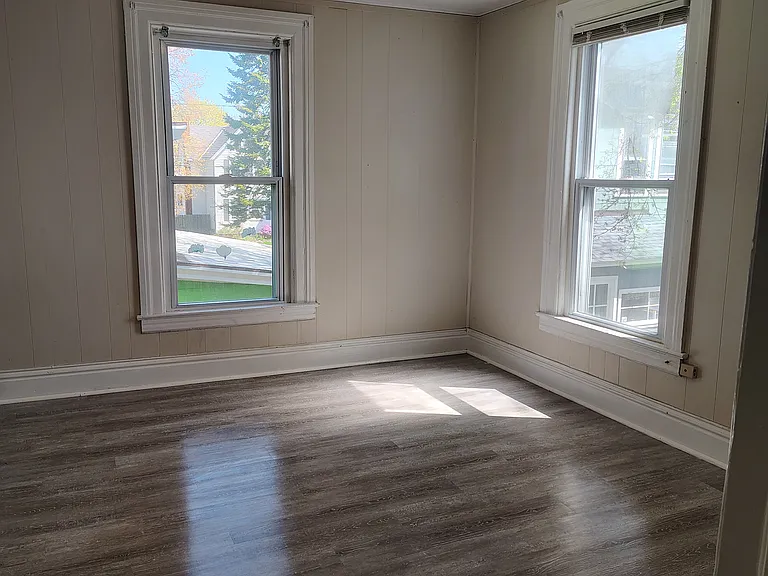 207 Phelps St #2 — Photo 2