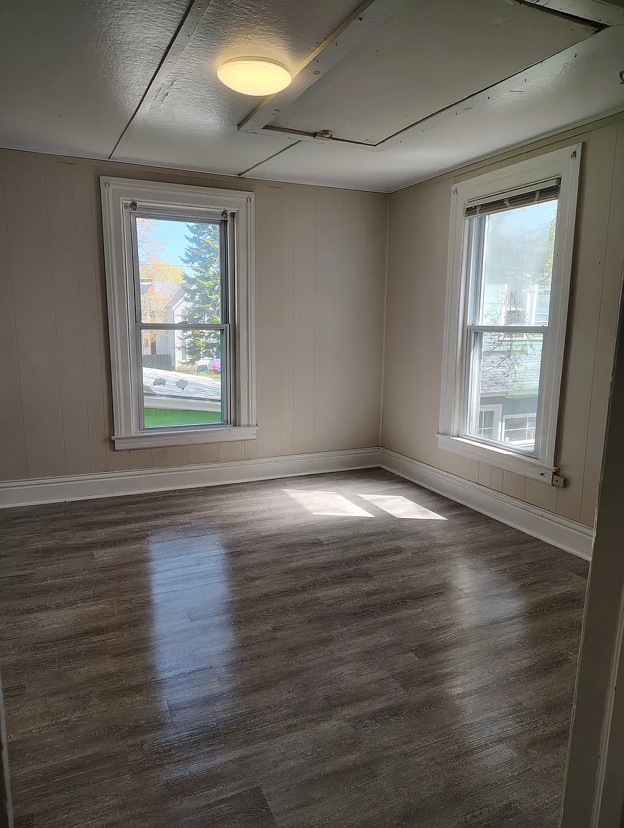 Building Photo - 207 Phelps St #2