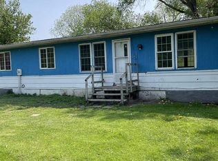 8980 Porter Bridge Rd, Lancaster, WI 53813