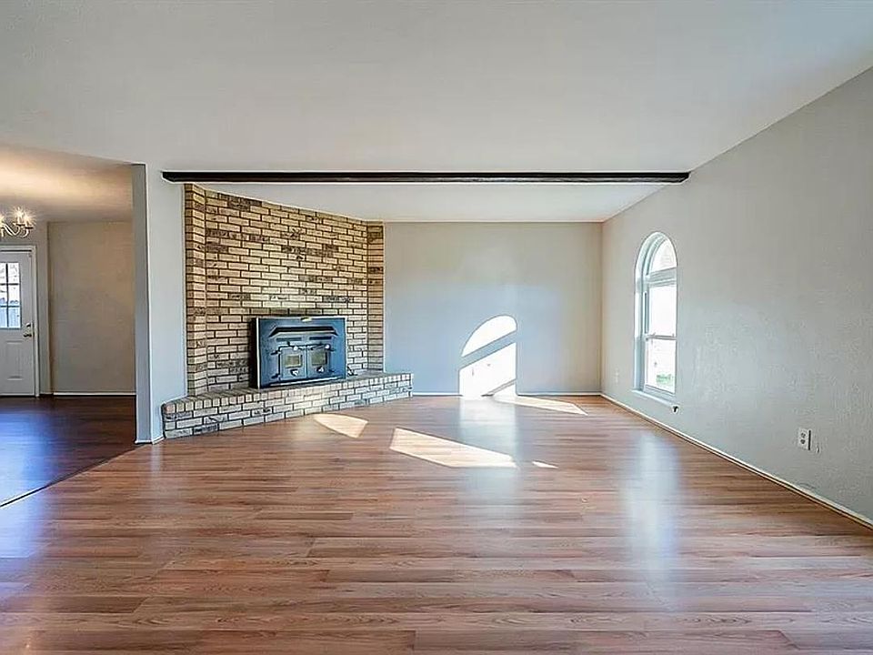 1st image of 4027 Shagbark St