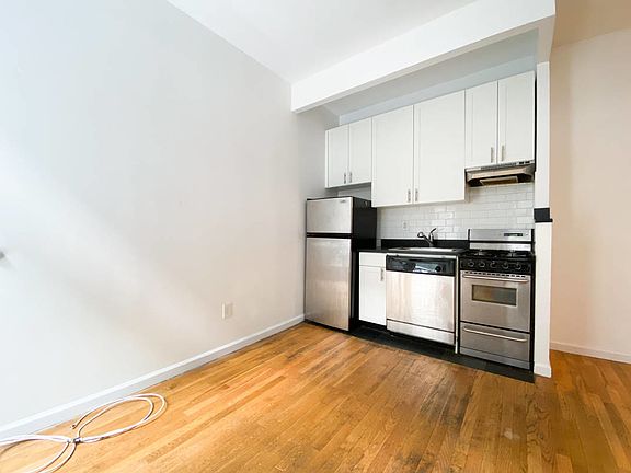 4th image of 222 E 85th St #1RR