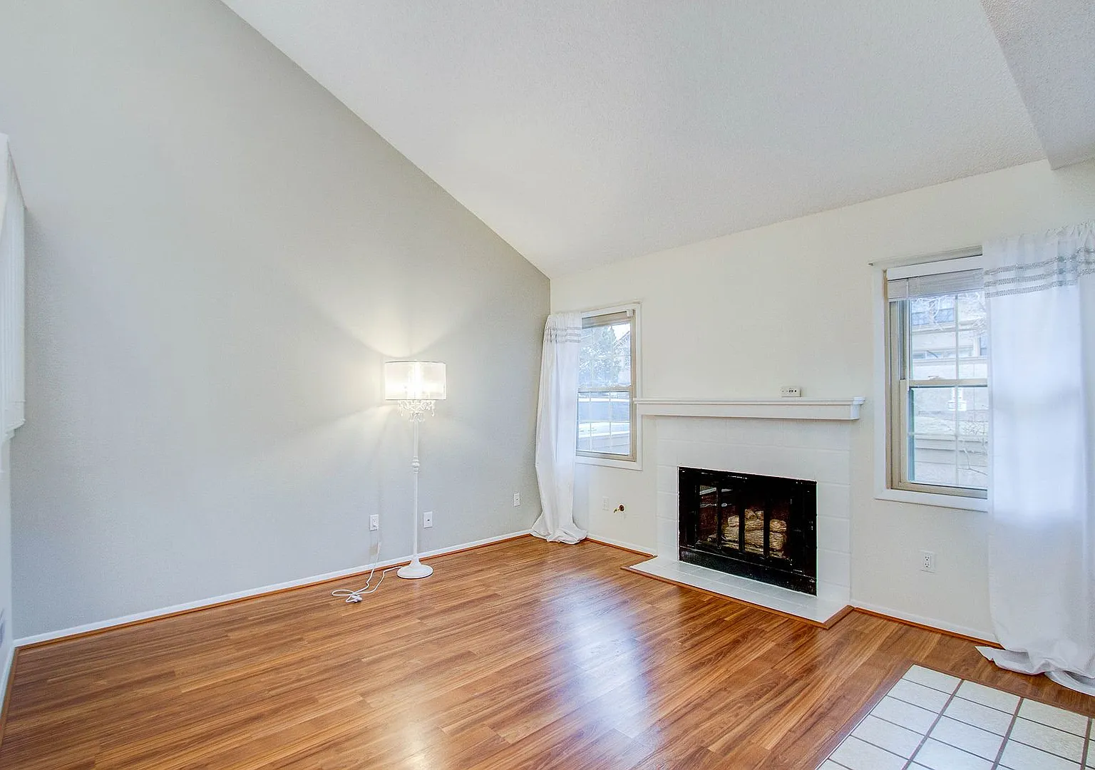 Impeccably Maintained End Unit Townhome with 2-Car Garage: Effortless Comfort & Convenience Await! — Photo 3