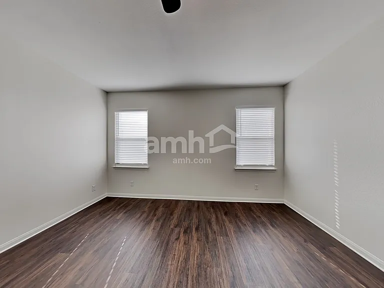 7913 Oxbow Way — Photo 10