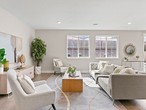 4th image of 1530 Sawana Way