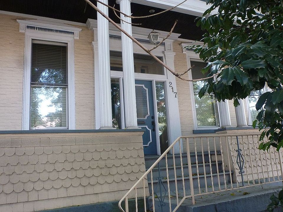 2nd image of 217 Howard St
