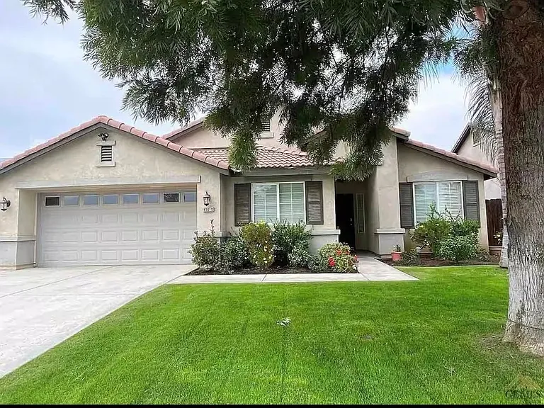 13010 Lake Pueblo Way — Photo 1