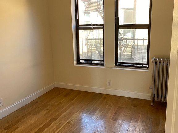 3rd image of 29-08 31st Ave #4E
